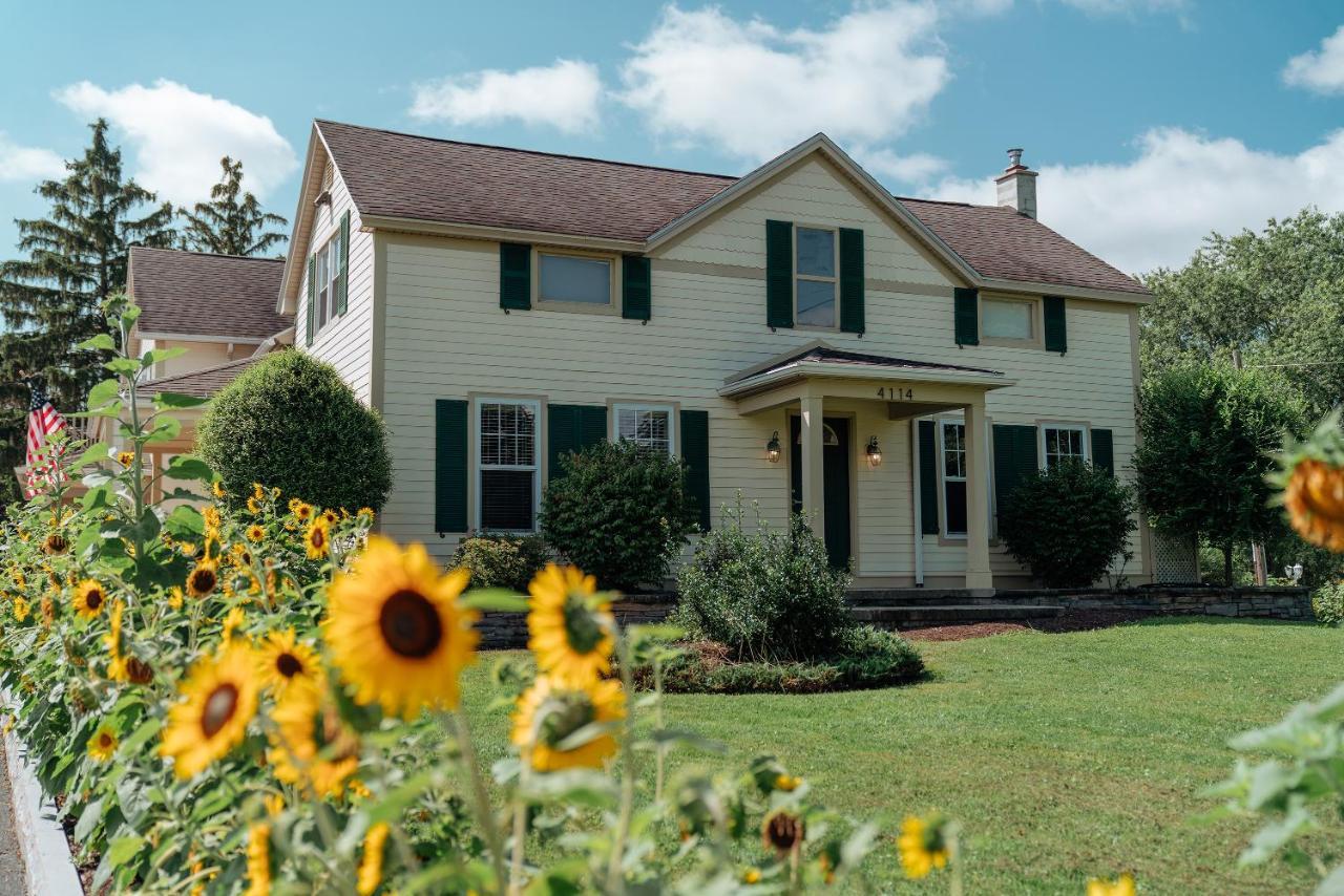 Skaneateles Suites Экстерьер фото