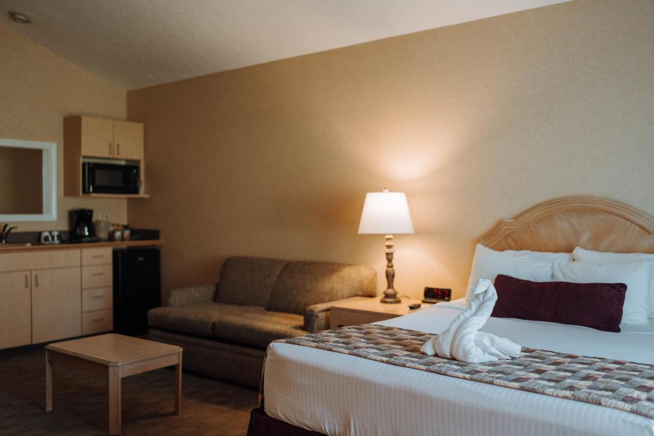 Skaneateles Suites Экстерьер фото