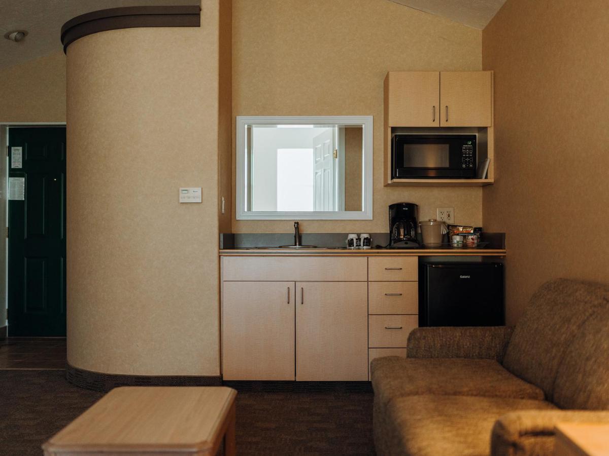 Skaneateles Suites Экстерьер фото