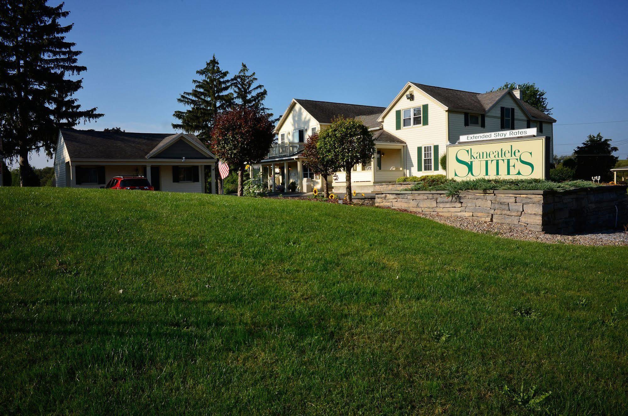 Skaneateles Suites Экстерьер фото