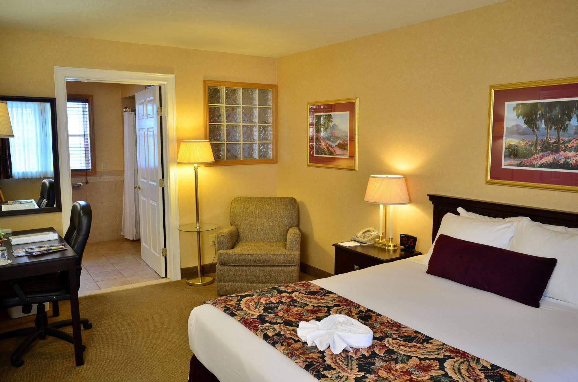 Skaneateles Suites Экстерьер фото