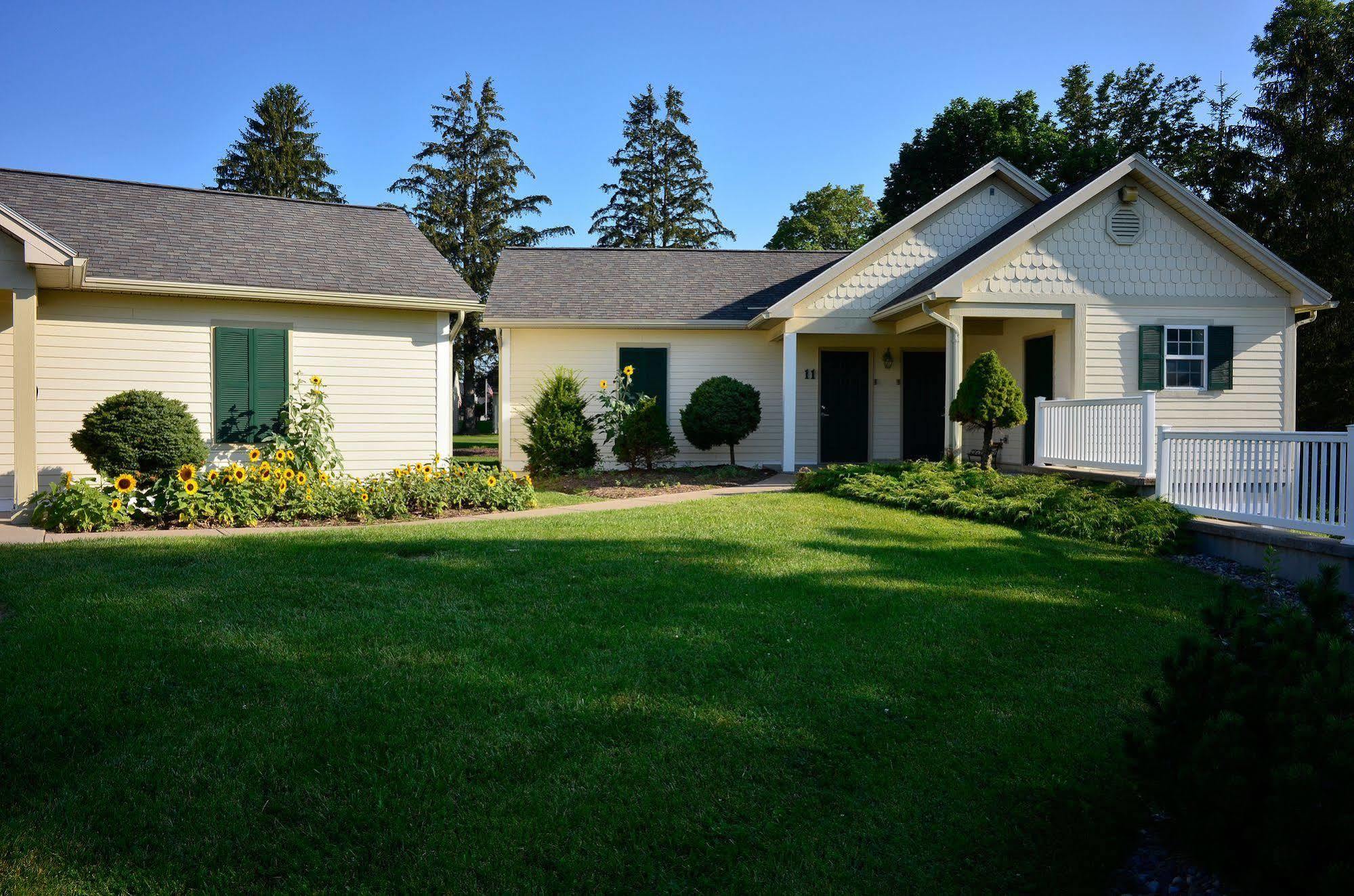 Skaneateles Suites Экстерьер фото